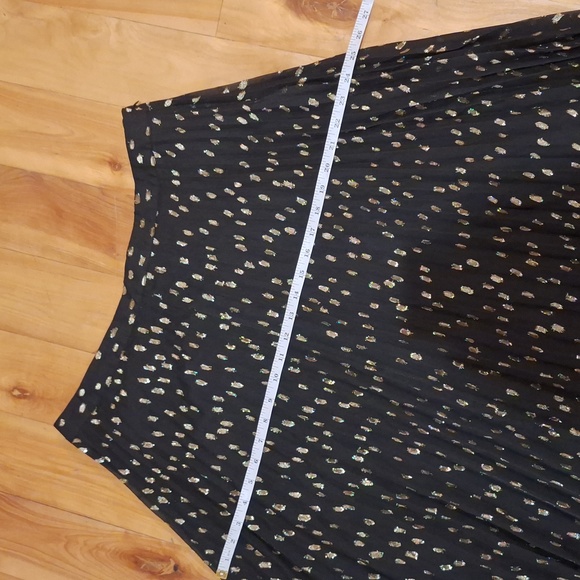 NWOT Chico's Pleated Full Maxi Skirt Black With Gold Dot Print Size 12 Holiday - Picture 5 of 9